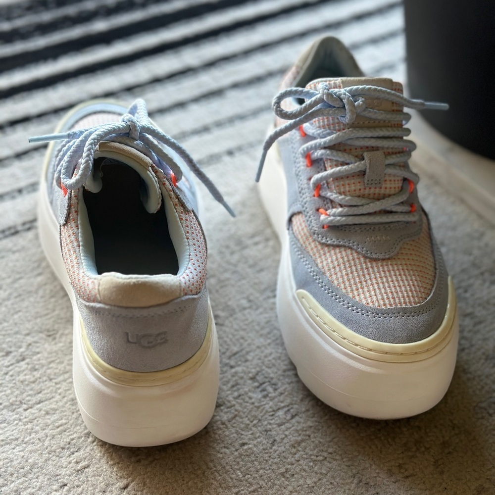UGG Marin Mega Lace Platform Sneakers - Picture 5 of 13